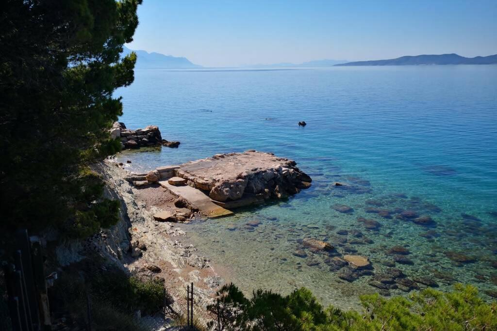 Beautiful Apartment 80 M From The Sea Marusici  外观 照片